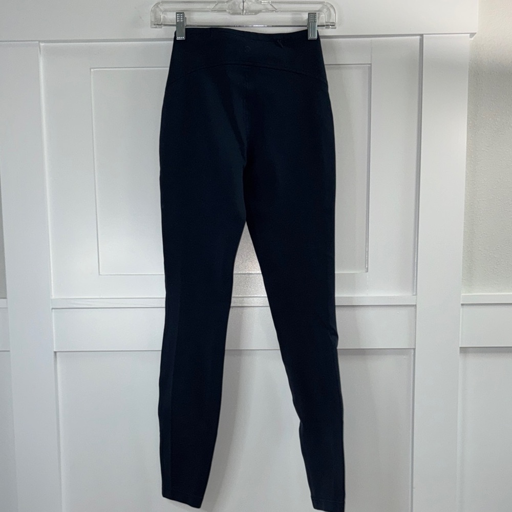 Lulu Lemon Women's Navy Blue High-Waisted Pants